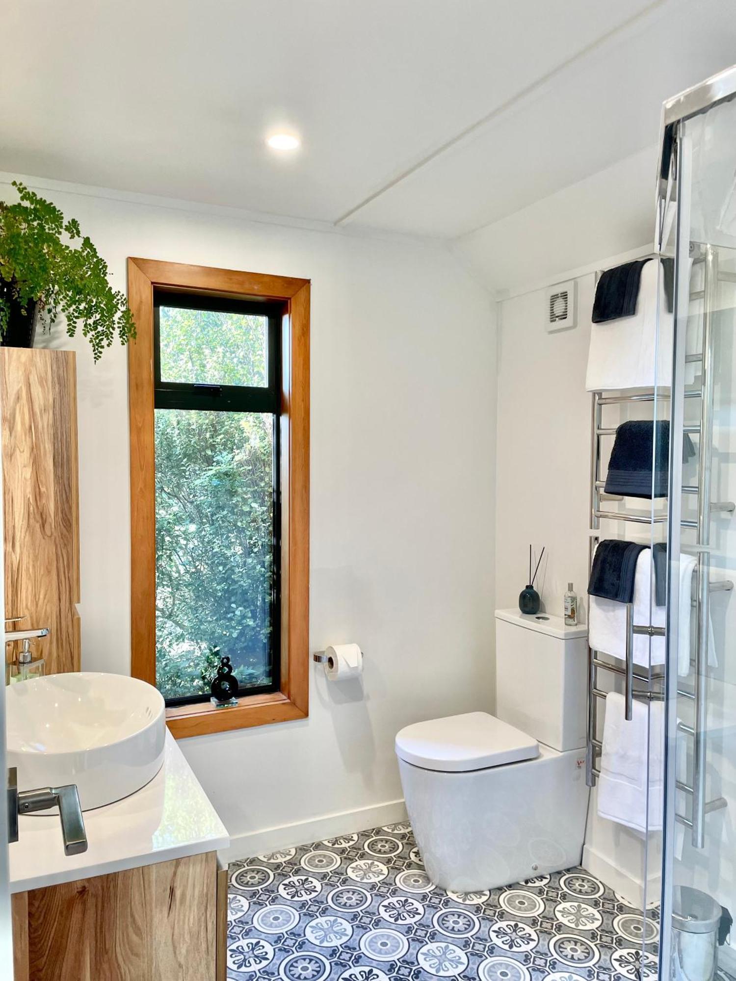 The Cove Cabin - Your Quiet Escape Dunedin Ngoại thất bức ảnh